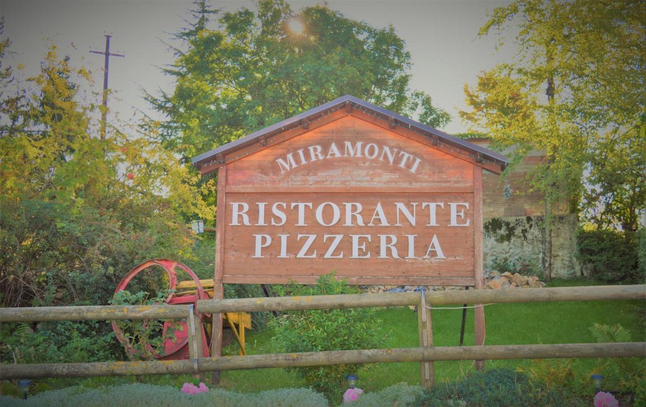 Miramonti B&B Cucina E Pizza Brentonico Buitenkant foto