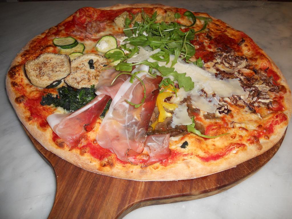 Miramonti B&B Cucina E Pizza Brentonico Buitenkant foto