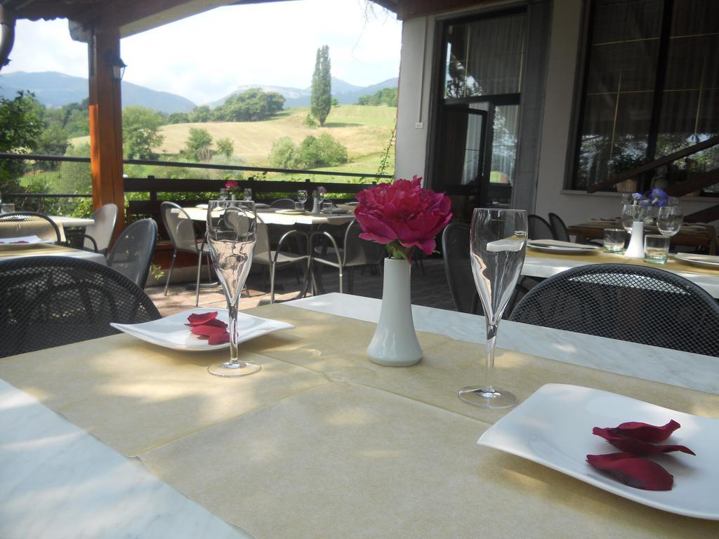 Miramonti B&B Cucina E Pizza Brentonico Buitenkant foto